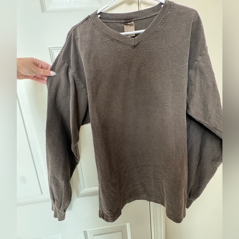 Columbia Men's Dark Brown V-Neck Sweater